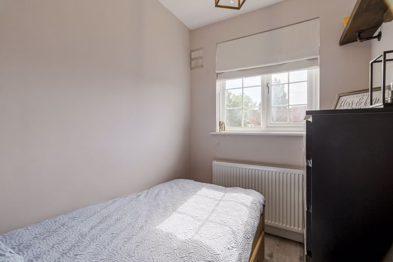 Bedroom- click for photo gallery
